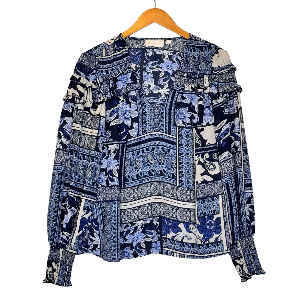 Sunny Leigh Blouse Women Medium Blue Paisley Boho Smocked‎ Ruffle Long Sleeve